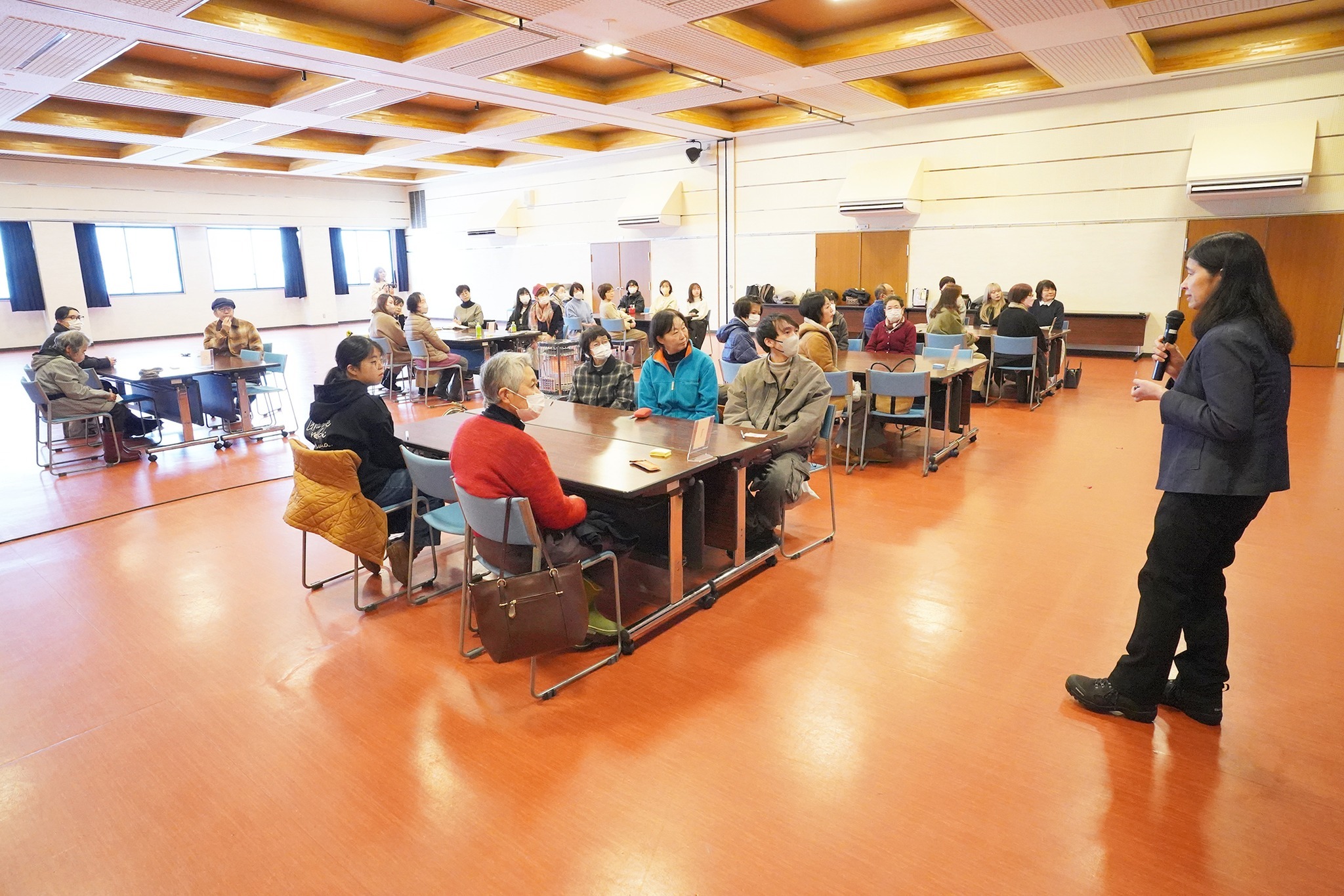 ジブリ作品を紐解く講座が開かれました - 飛騨市公式ウェブサイト