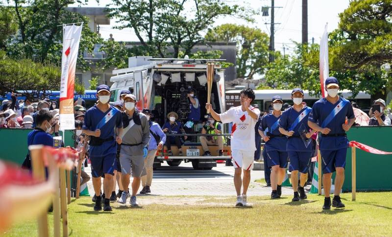 東京2020オリンピック聖火リレーが菊池市で行われました(R3.5.6)｜菊池