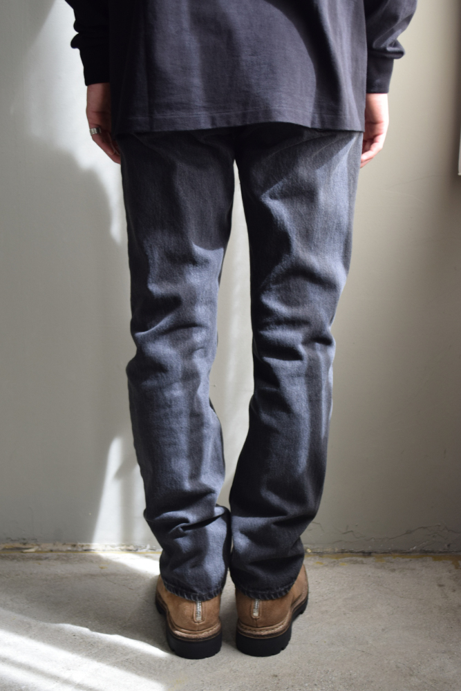 COMOLI (コモリ) デニム 5Pパンツ [FADE BLACK]