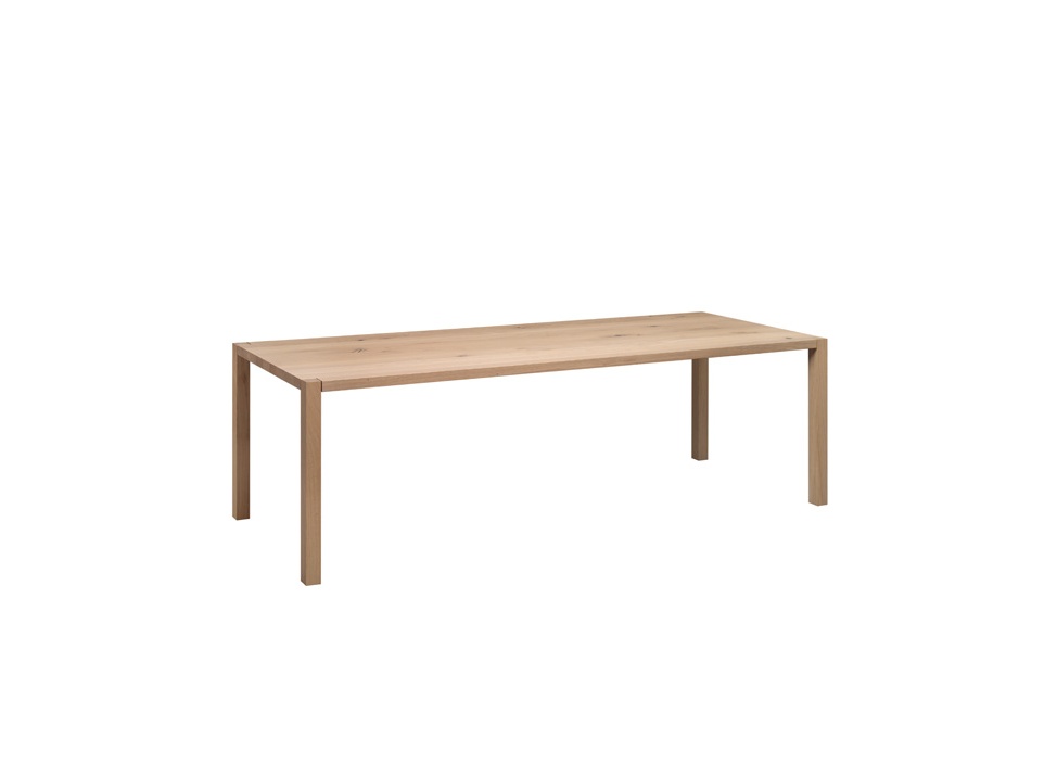 e15 / イーフィフティーン】BIGFOOT テーブル /オークの商品詳細ページ