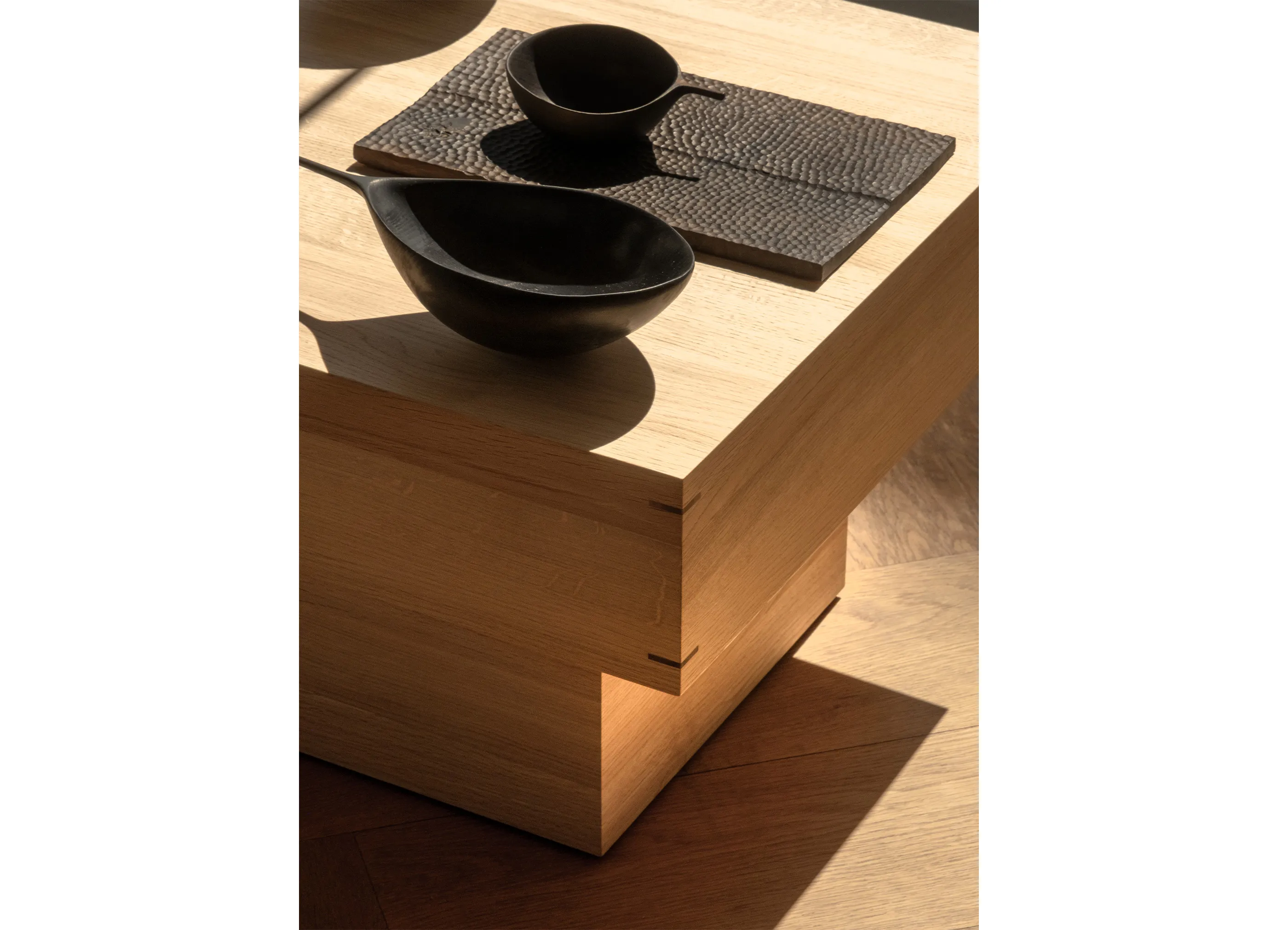 KARIMOKU CASE / カリモク ケース】N?CT02 コーヒーテーブルの商品詳細