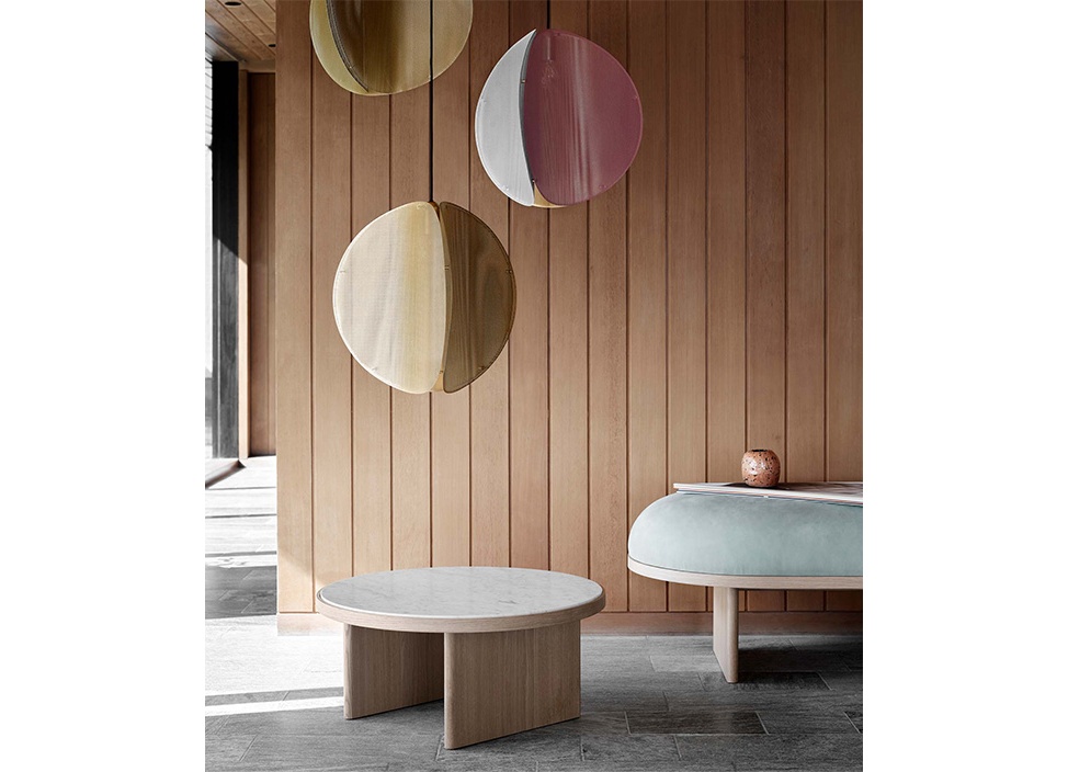 PLEASE WAIT to be SEATED / プリーズウェイトトゥービーシーテッド