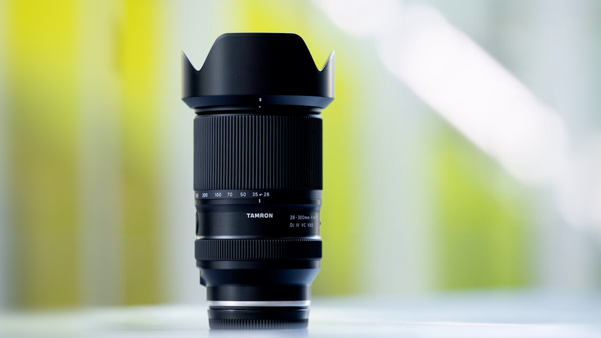 タムロンがソニーEマウント用28-300mm F4-7.1 Di III VC VXDレンズを