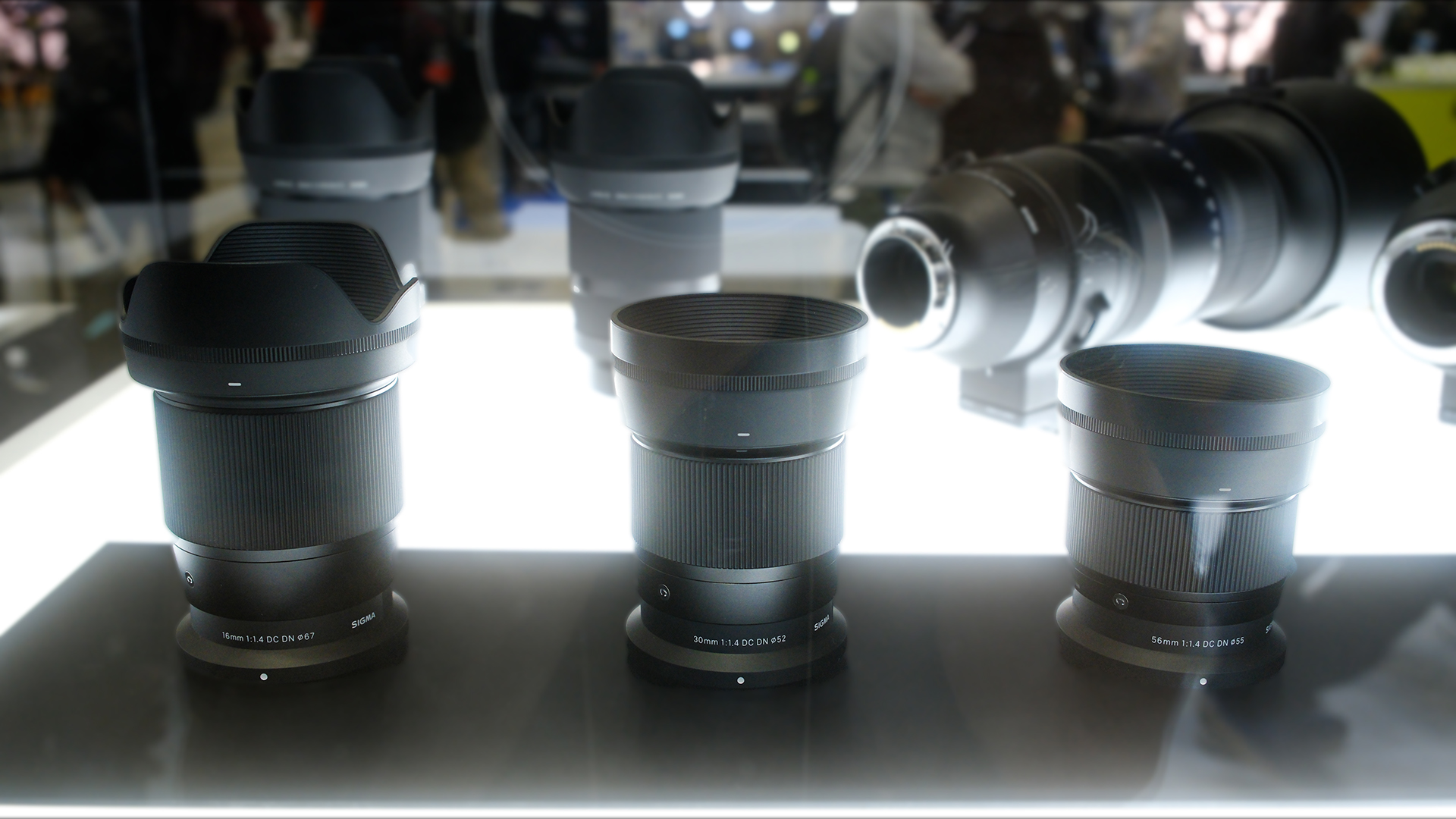 シグマがニコンZマウントAPS-Cミラーレス一眼カメラ用レンズの開発を