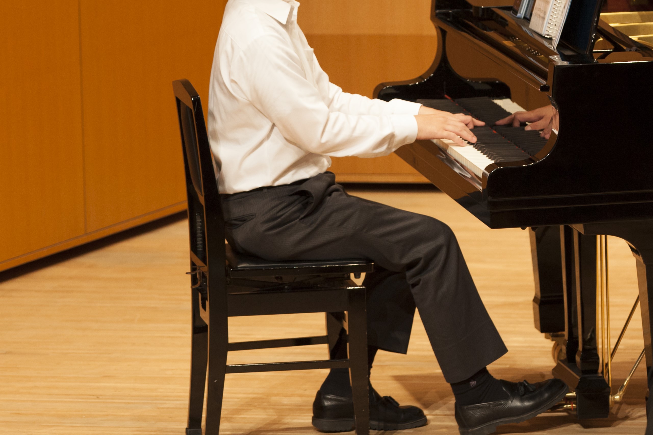 バッハの小前奏曲 第1番 BWV939 ハ長調：音楽の魔法の入り口｜コラム