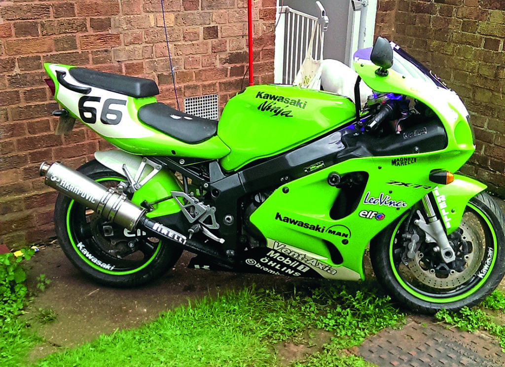 Show Us Yours: Gary's Kawasaki ZX-7R P4 | Classic Motorcycle