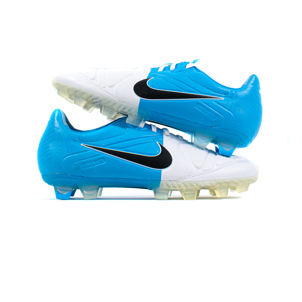 Nike CTR360 Maestri II Euro Clash FG – Classic Soccer Cleats