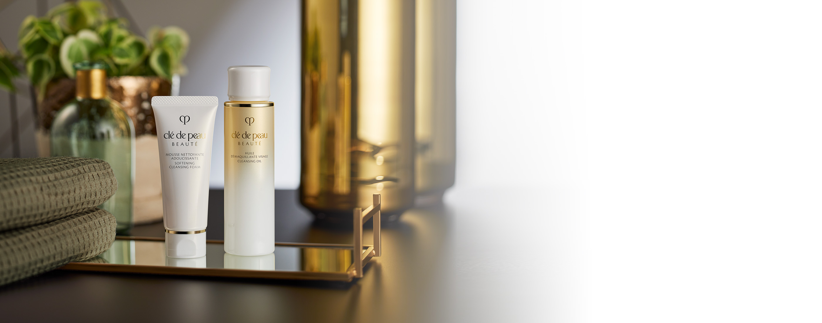 Mini Skincare - Travel Size Products | Clé de Peau Beauté