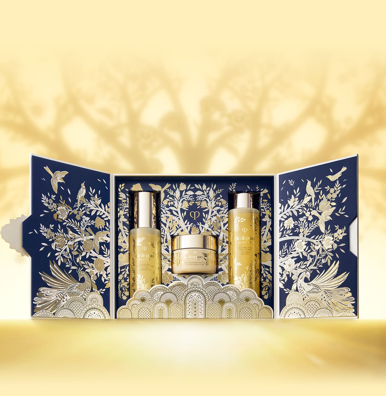 非売品 クレドポーボーテ コフレプードルコールヴィサージュ2020