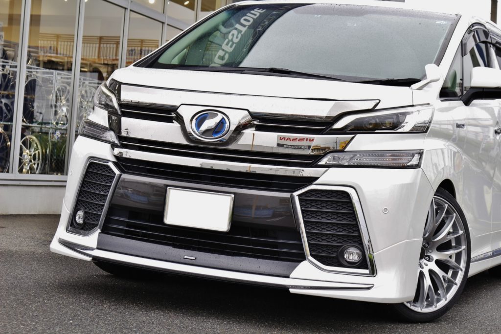 30ヴェルファイア 前期 を TEIN (テイン) フレックスZ で ローダウン