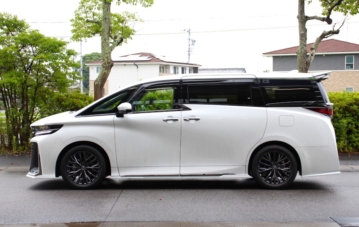 40ヴェルファイアのローダウン。パーフェクトダンパー6G で乗り心地も