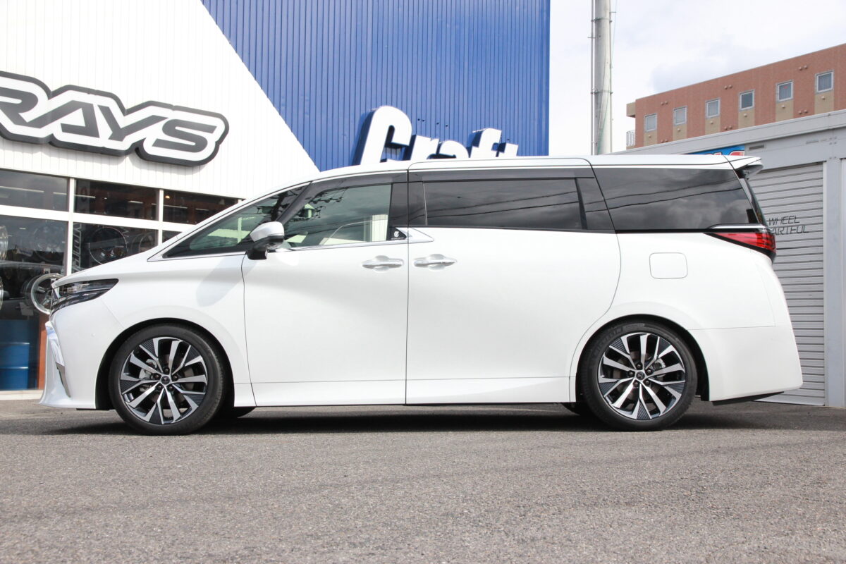 新型40系アルファードにタナベのダウンサス【DF210】でローダウン