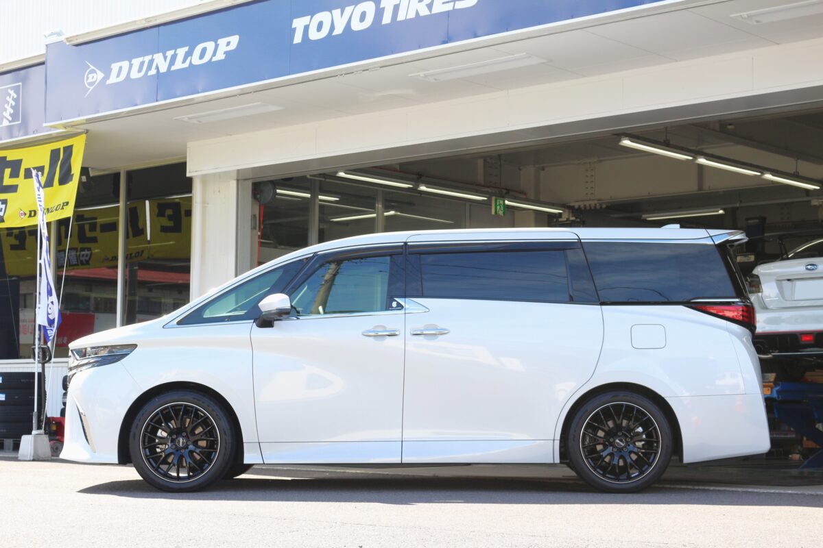 新型40系アルファードに20インチ！】RAYS HOMURA 2x9 Plus を装着