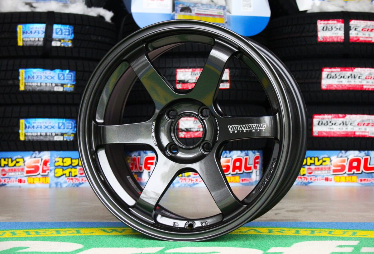 在庫情報】RAYS VOLK RACING TE37ソニック。8J-16in+35 4/100 MMカラー