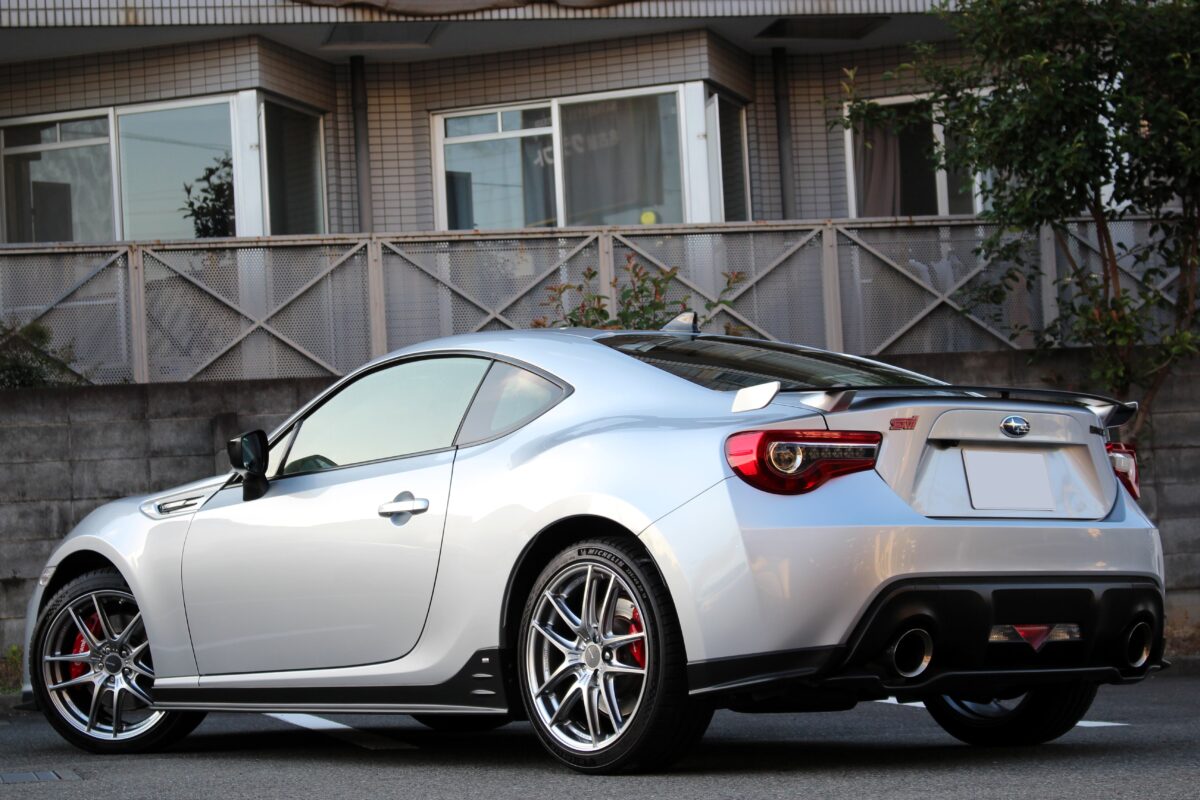 ZC6系BRZ ブレンボ装着車にエンケイ NVR5 18インチを装着！ | 相模原店