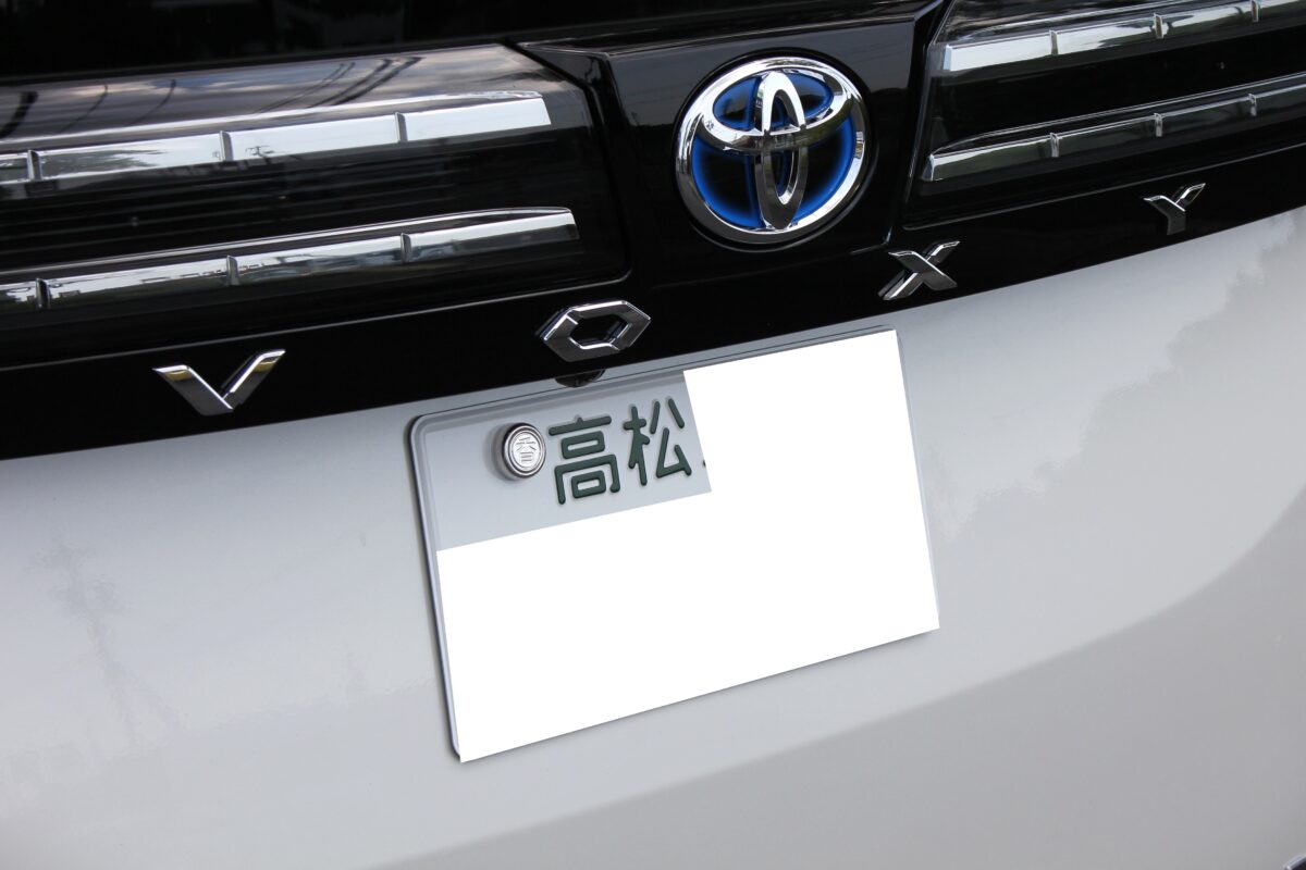 90VOXY】ローダウン＆ツライチを一発仕上げ！ディッシュホイール