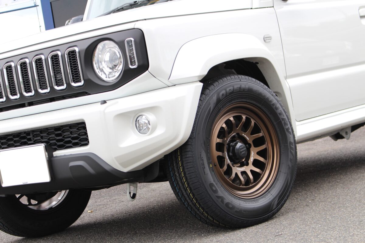 JB74 ジムニーシエラにRAYS鍛造！A・LAP-07X 16インチをセット