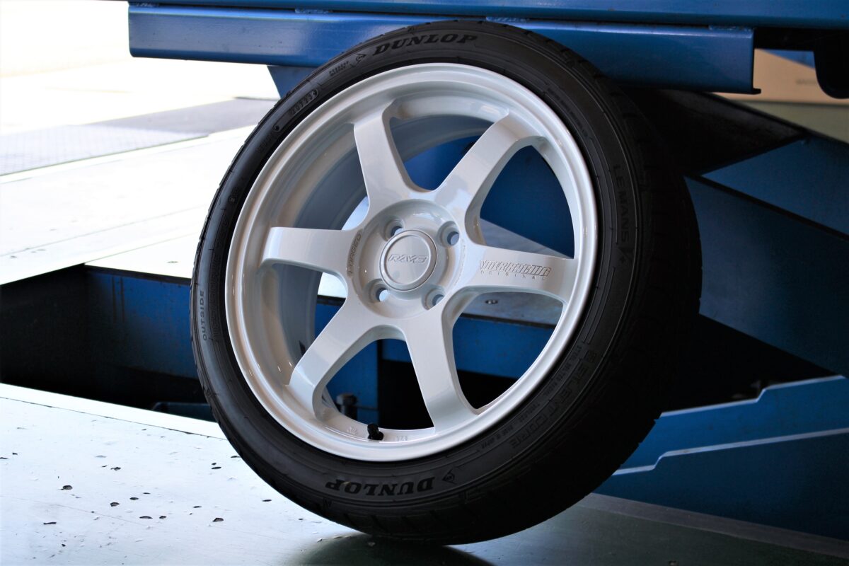 JG3 N-ONEの6J履き！TE37ソニック をオプションホワイトが似合いまっせ