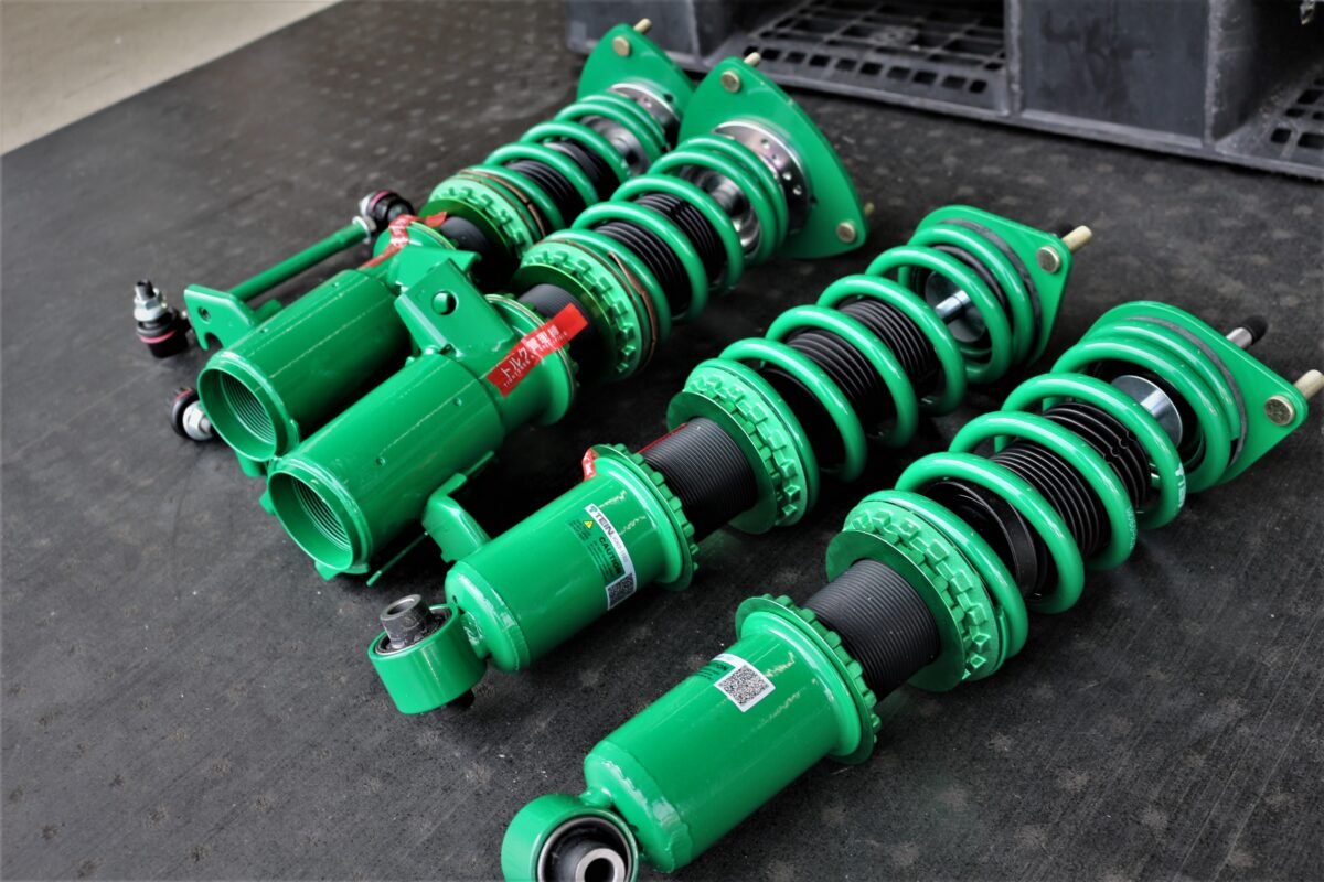 ZN8-GR86】車高調を装着！！TEIN フレックスZで乗り味も快適に
