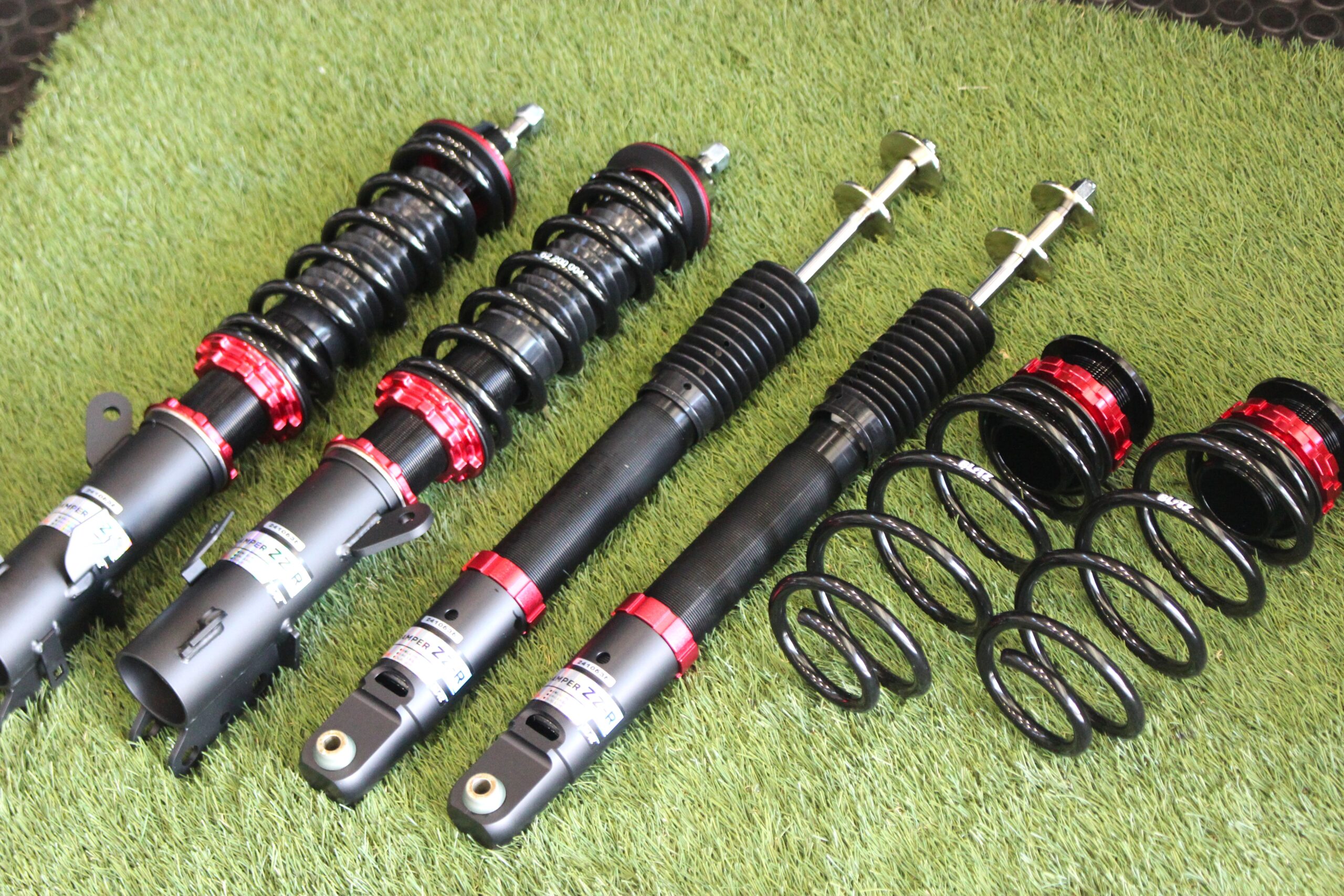 BLITZ BLITZ ZZ-R 車高調 HE22S/MH23S ZZ-R 車高調 HE22S⁄MH23S スズキ