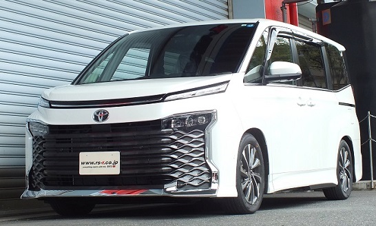 新型ヴォクシーMZRA90Wのローダウンは・・・RS☆Rさん最速開発済みの