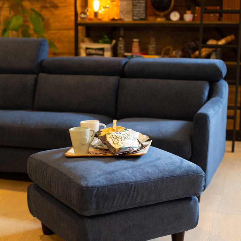 大決算セール10％オフ！】ソファー&スツールセット「Moln(モルン