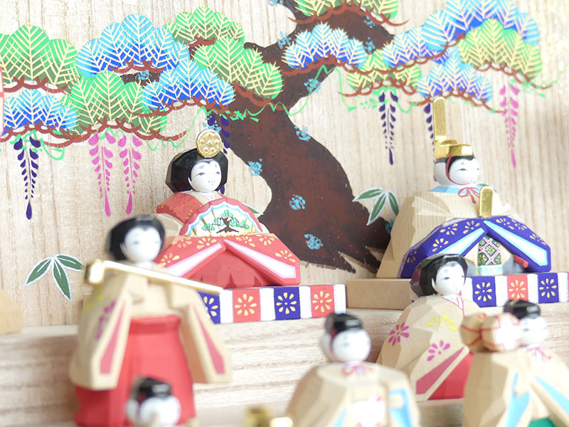 奈良一刀彫｜naradollHIGASHIDA 段雛 中: 木のおもちゃ｜クレヨンハウス