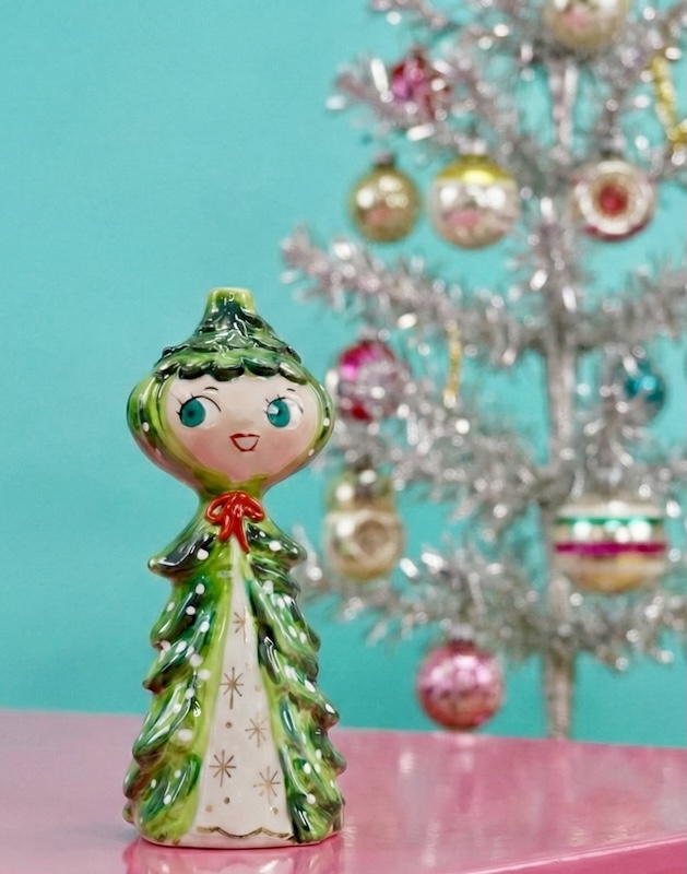 The Ultimate Vintage Christmas CollectiblesCrazy4Me – The Modern