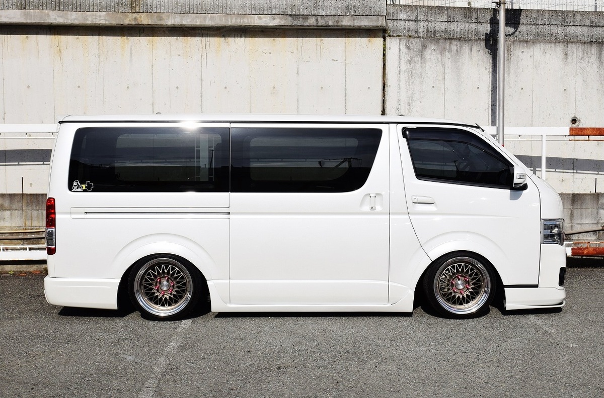 ハイエース 玄武 2インチ ローダウン ブロック トップ ハイエース 玄武