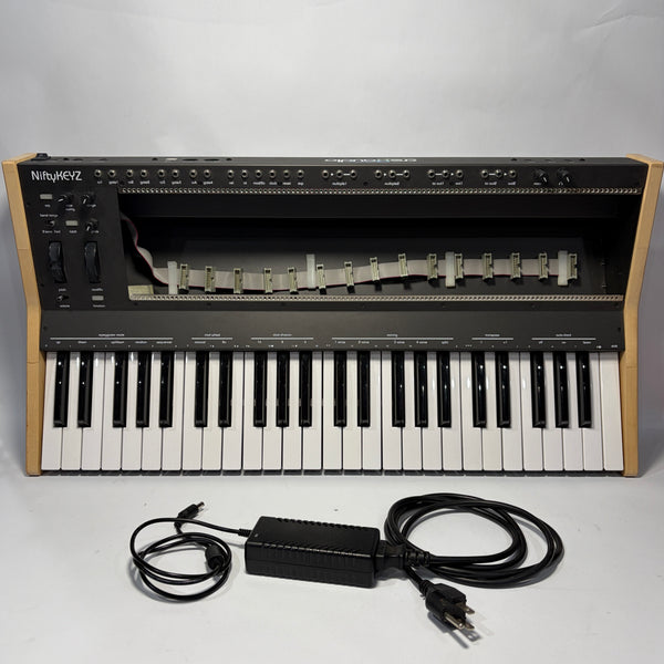 Used Cre8audio NiftyKEYZ