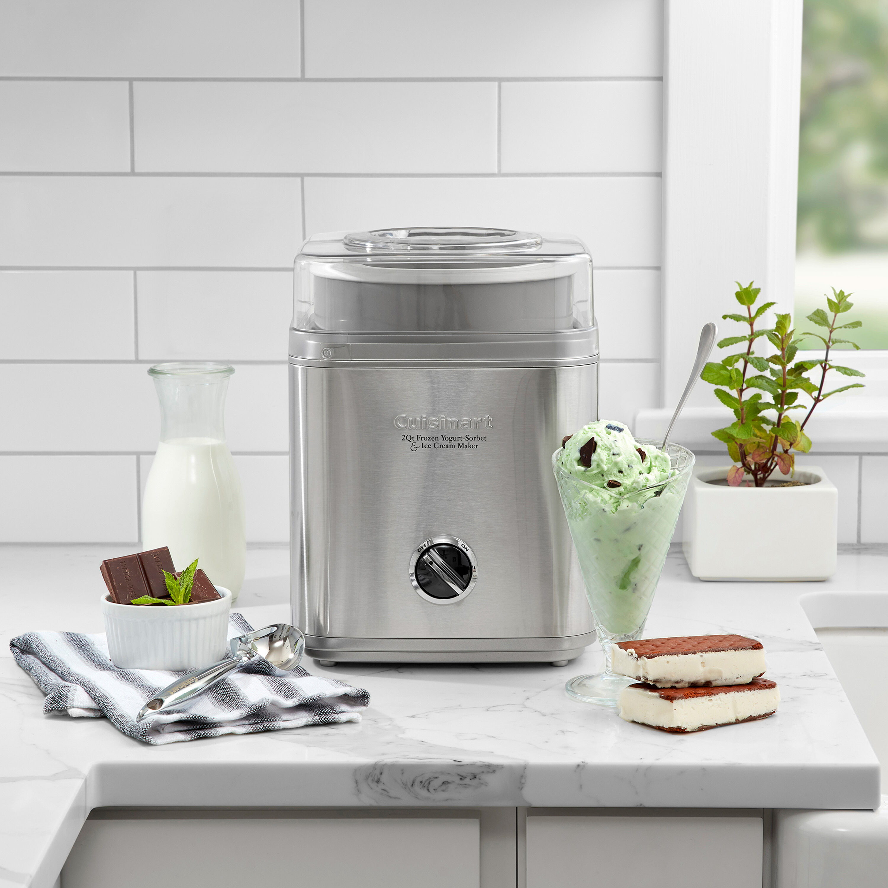 Pure Indulgence Frozen Yogurt-Sorbet & Ice Cream Maker - Cuisinart