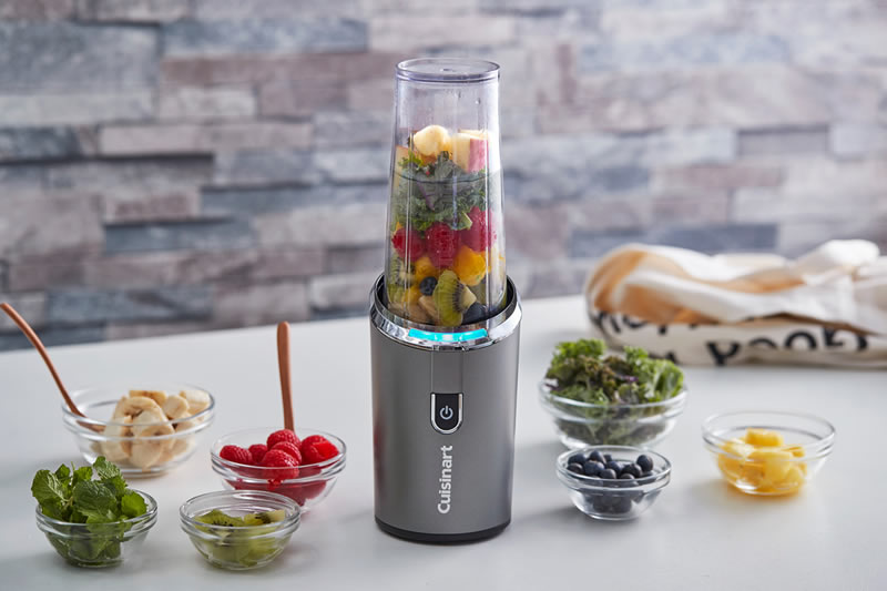 コードレス充電式パーソナルブレンダー RPB-100J｜電源コードからの