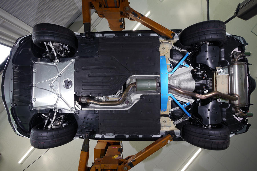 トヨタ GRスープラ（DB型）パーツ情報｜クスコ製品情報