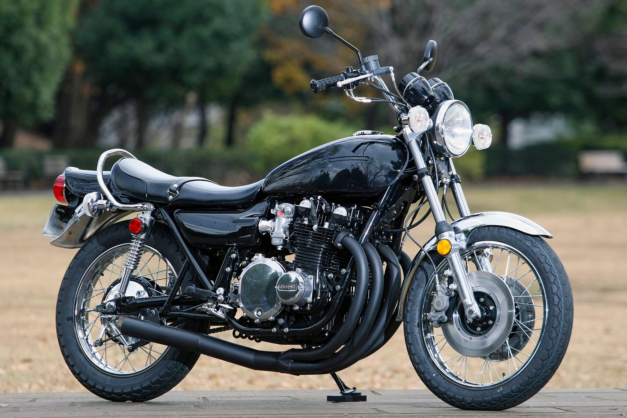 Z1 by バグース! モーターサイクル | カスタムマシン | カスタムピープル