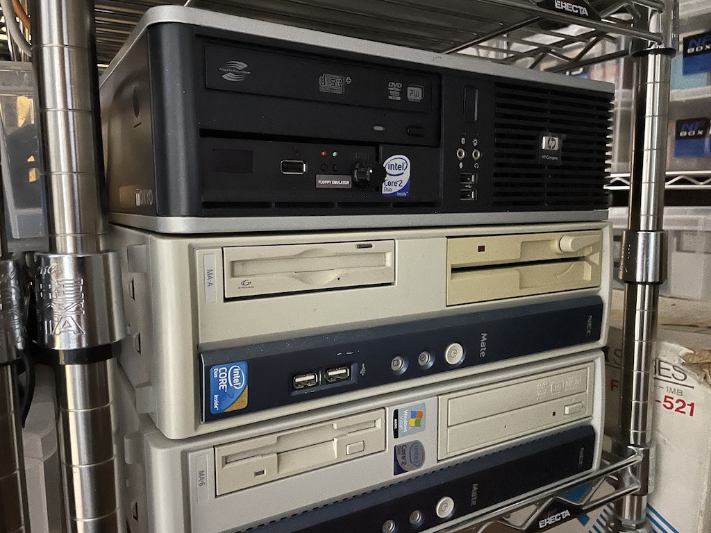 Windows11時代のフロッピーディスク運用 – CyberGarage (Retro)