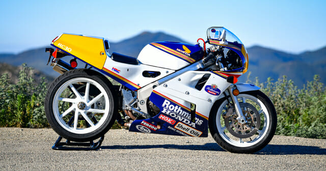 1990 Honda RC30 Review - Cycle News