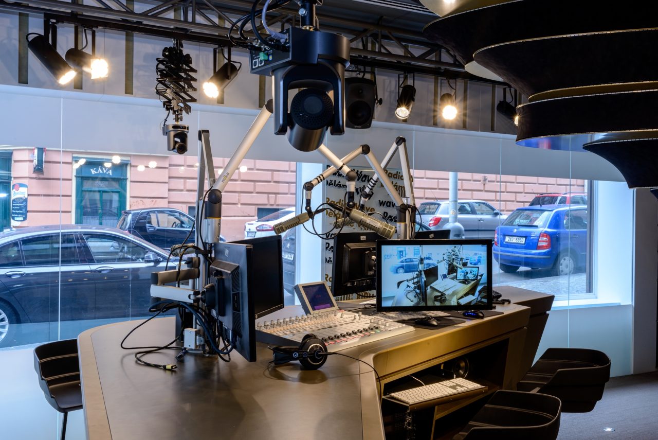 Radio Wave to Open a New Glass-Walled Studio in Vinohradská