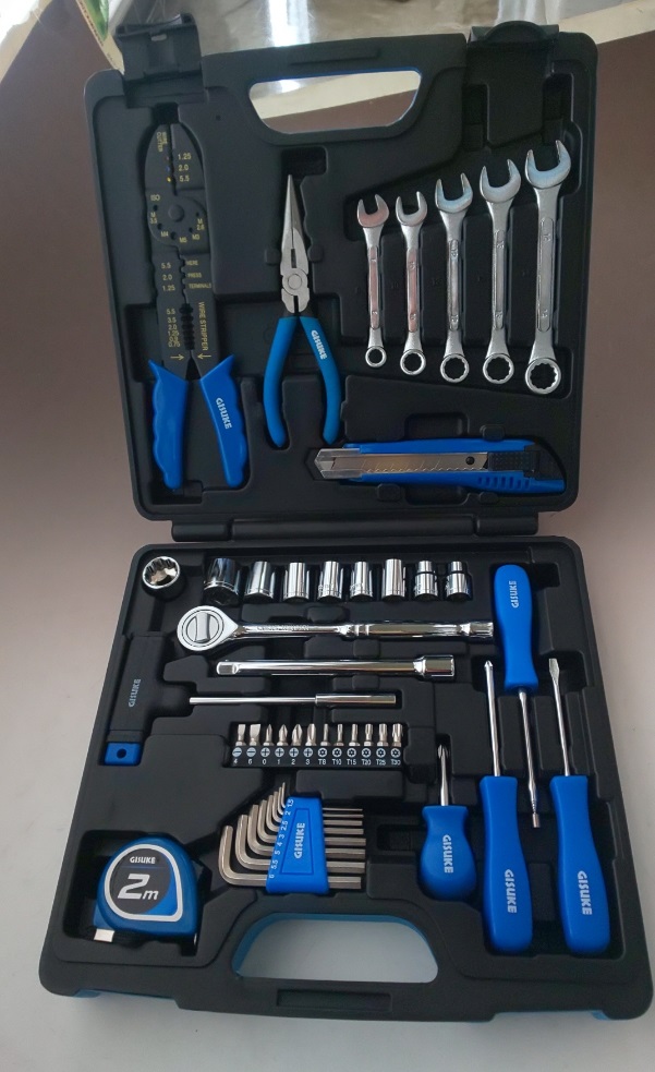 ☆在庫処分品]儀助 メカニックツールセット 45pcs SWS-200 / 建築金物