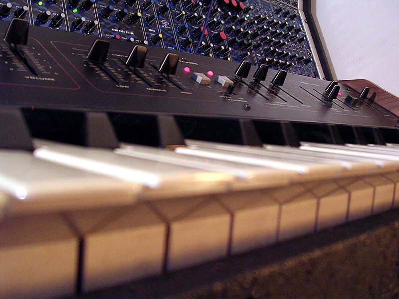 Vintage-Analog: Crumar Performer String-Synthesizer (1979