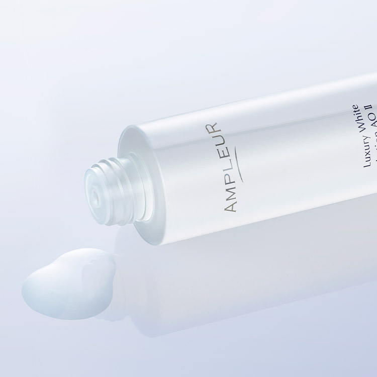 ラグジュアリーホワイト ローションAO II｜化粧水｜スキンケア｜アンプ