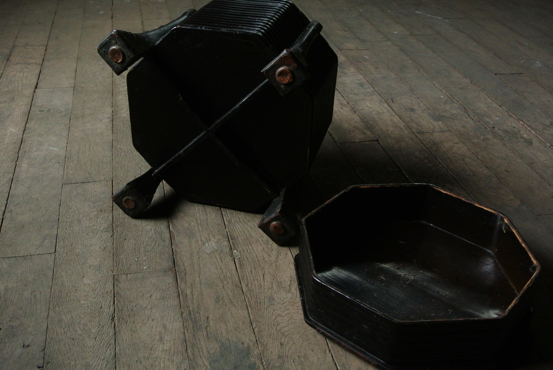 アイヌ儀礼具 シントコ（行器） - アンティーク雑貨・古道具の札幌