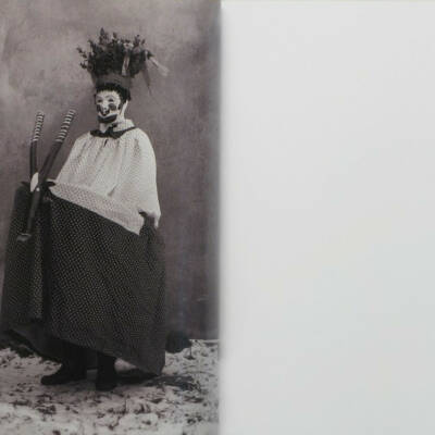 Axel Hoedt: Dusk - Bookshop Anzenberger Gallery