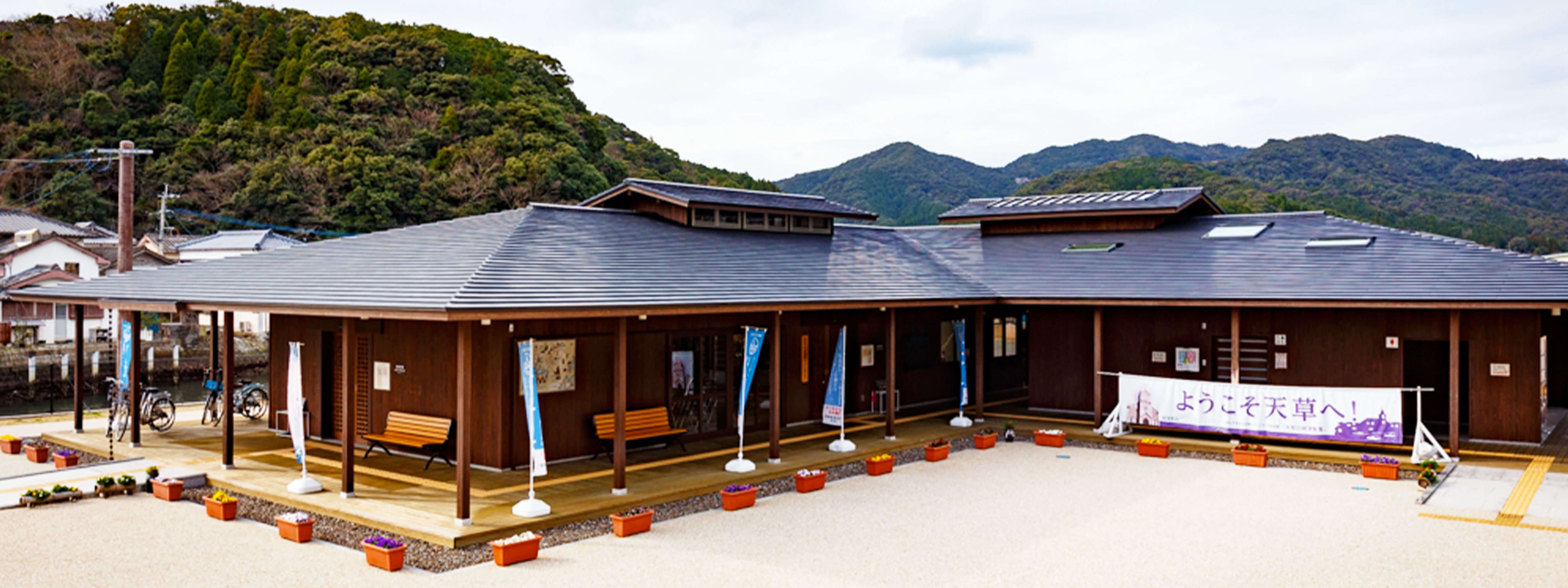 漁村の隠れキリシタンの生活を紹介 天草市崎津の道の駅 - Japan Travel
