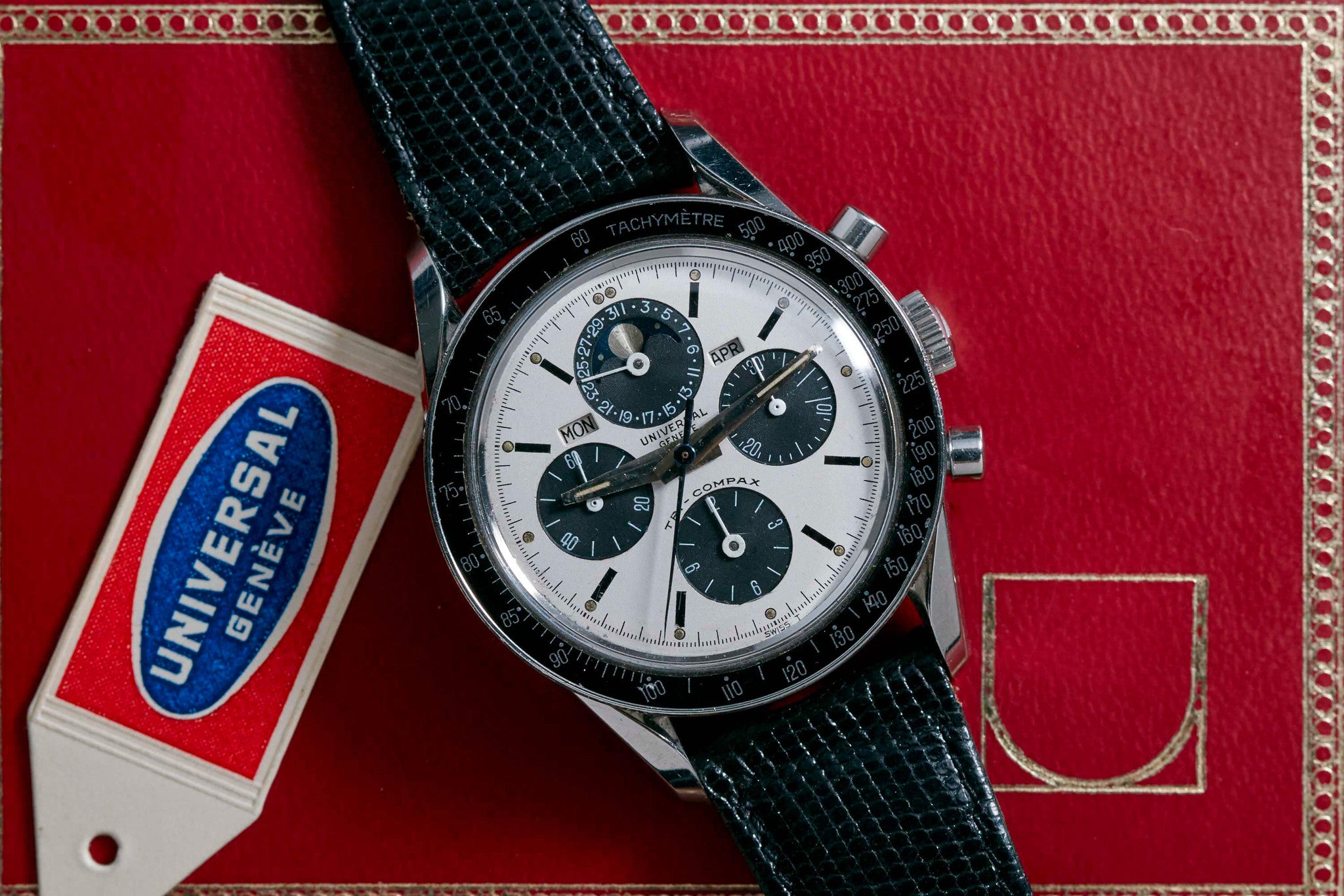 Universal Geneve Tri-Compax 