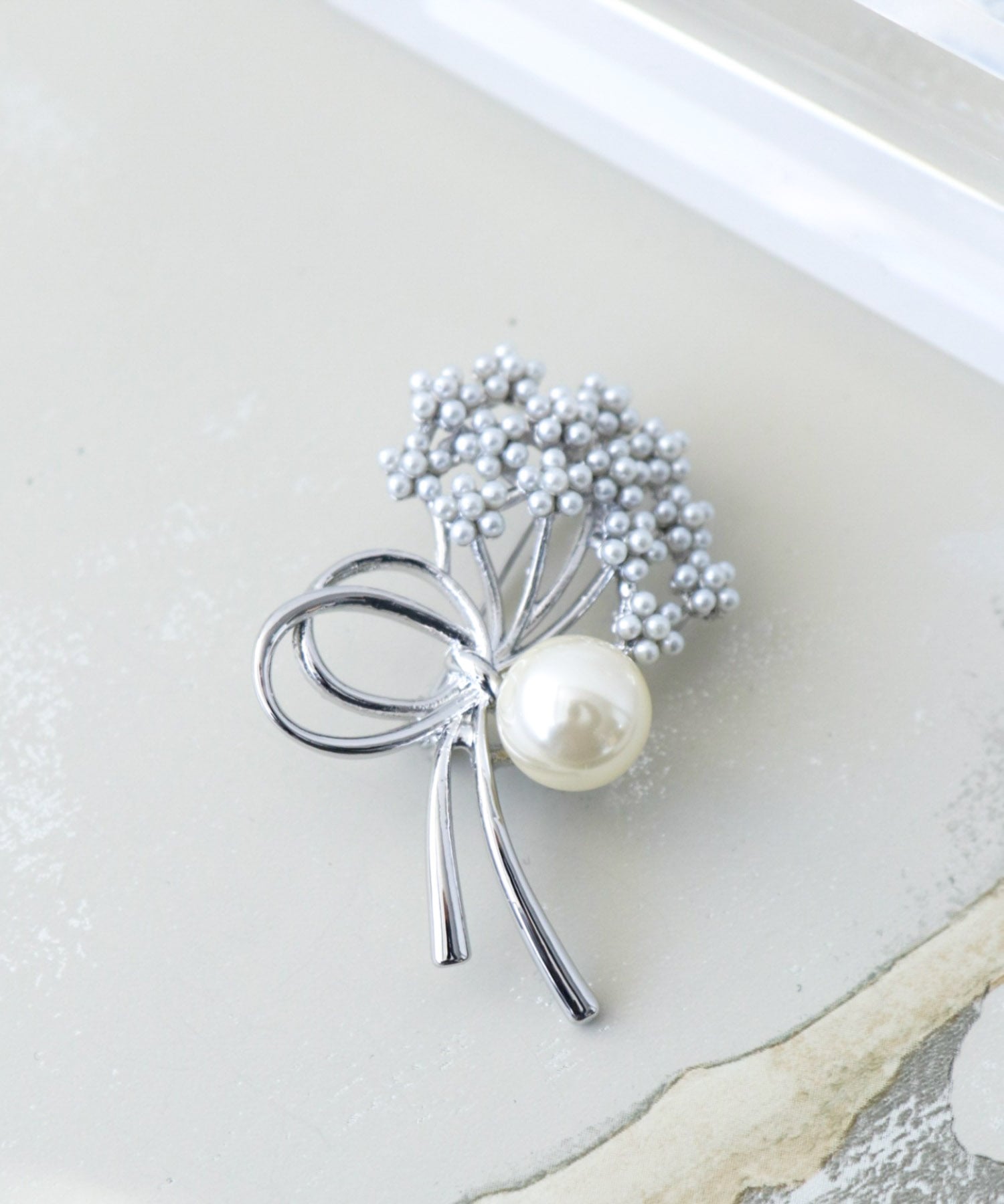 パールブーケブローチ | AND ON JIONE STORE（アンドオン）ジオン商事