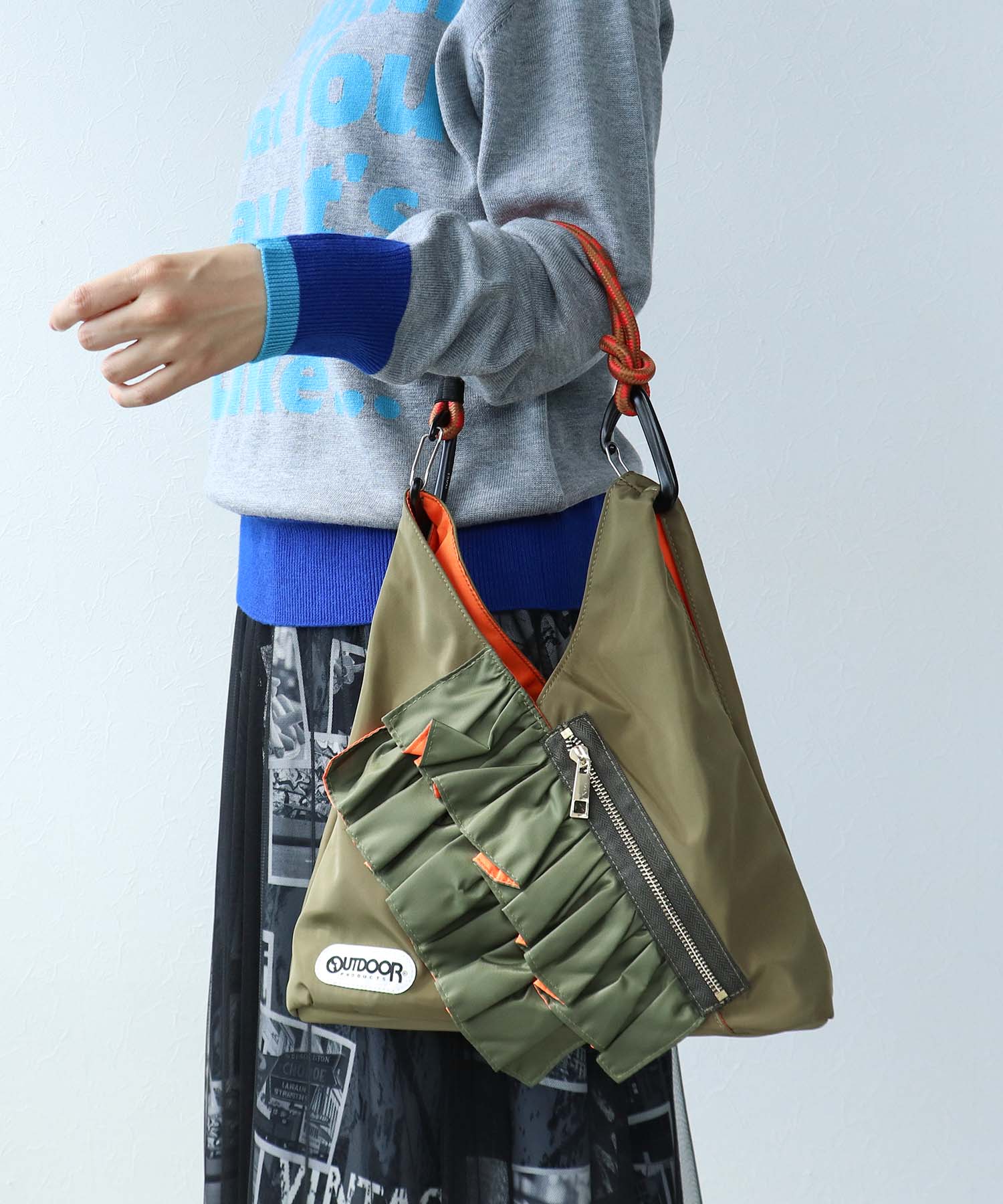 RISLEY×OUTDOOR PRODUCTS】miniトライアングルフリルバッグ | AND ON
