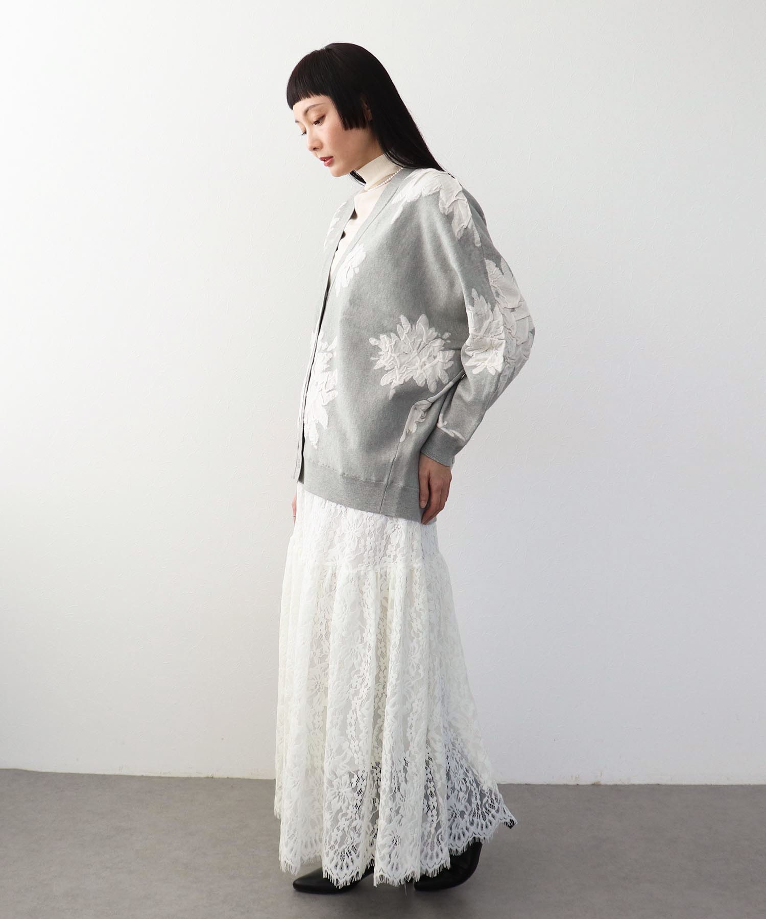 フラワージャガードドルマンカーディガン | AND ON JIONE STORE