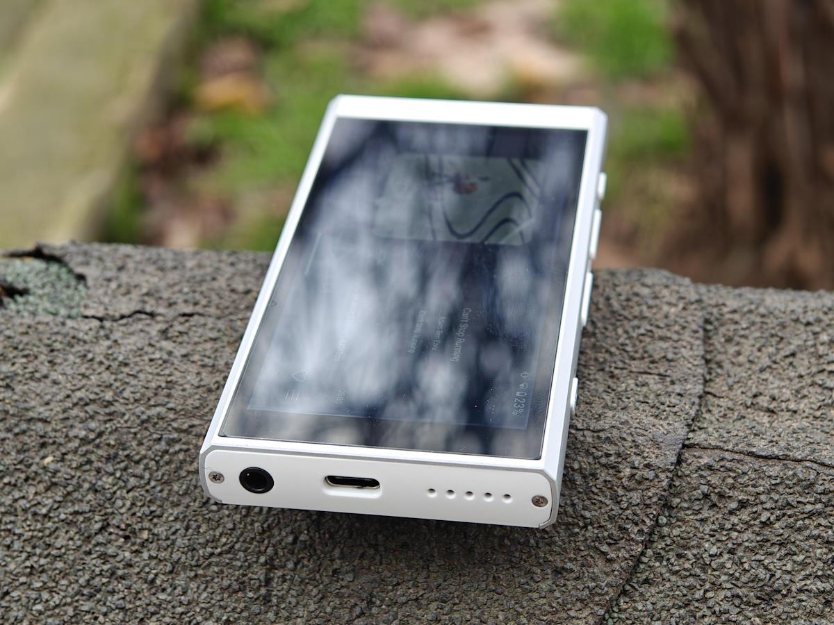 HiBy M300 Review: $199 Android 13 Digital Music Player