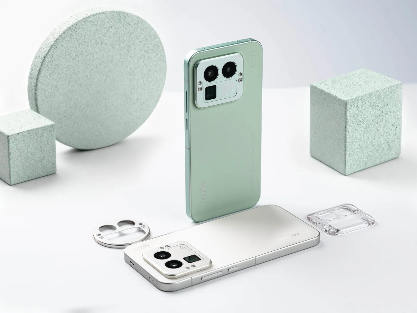 Realme GT8 Pro Goes Official with Modular Design, Ricoh GR Cameras