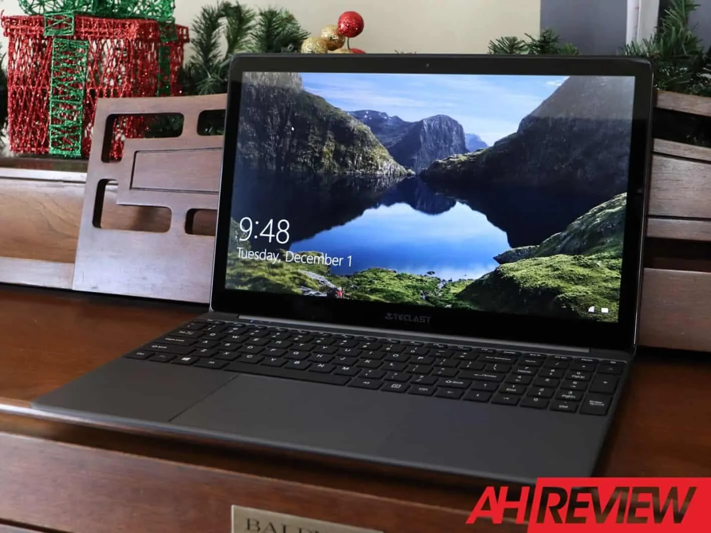 Teclast F15S Review - One Of The Best Laptops You've Never Heard Of